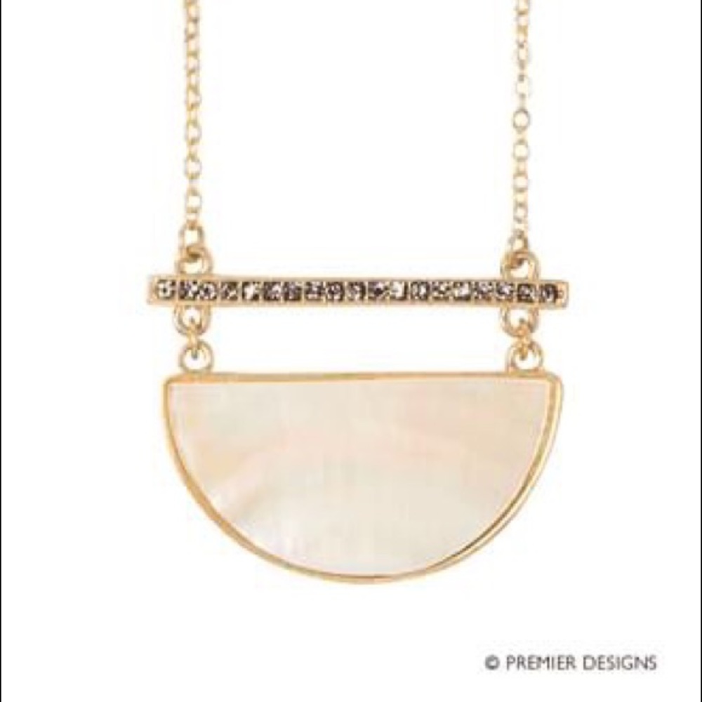 Premier Designs Influence Necklace